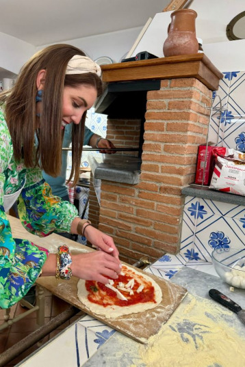 Preparing your own pizza