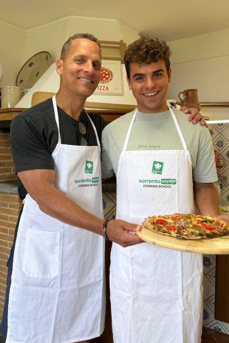 Napoliten pizza pişirme sınıfı Sorrento'da