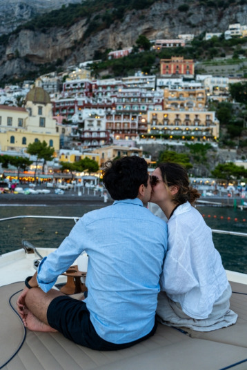 Sunset boat tour in Positano