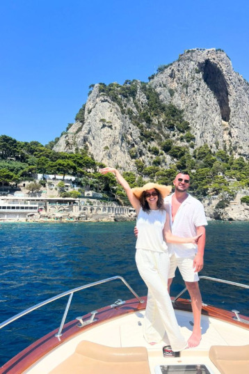 Private boat tour in Capri