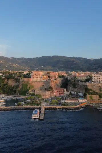 Tour by boat from Sorrento Port