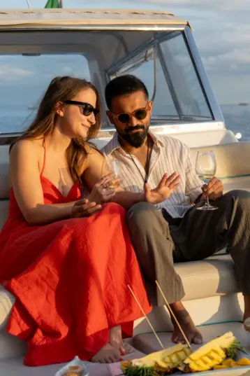 Tour by boat at sunset in Sorrento