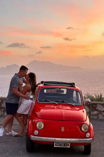 Vintage car tour in Sorrento