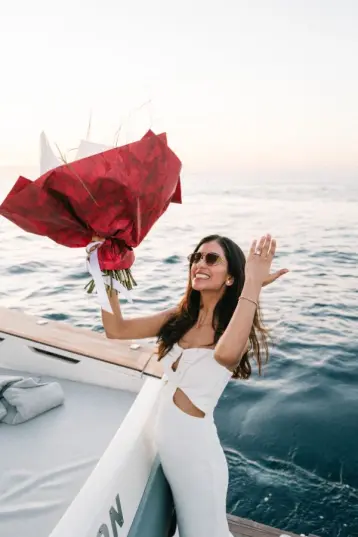 Wedding proposal in Amalfi Coast on boat